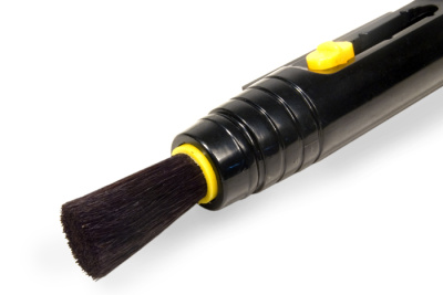  Карандаш чистящий Levenhuk Cleaning Pen LP10 в интернет-магазине Левенгук от производителя.